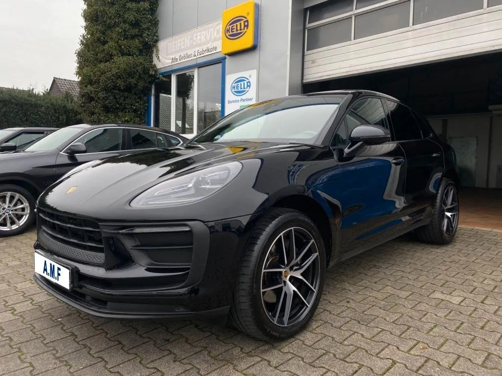 PORSCHE Macan 2.0 T Image 1