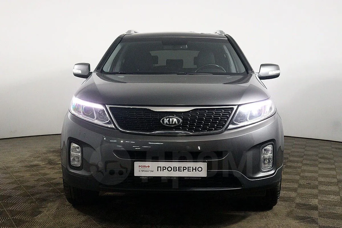 Kia Sorento Image 2