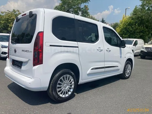 Toyota Proace City 1.5 D Dream Image 3